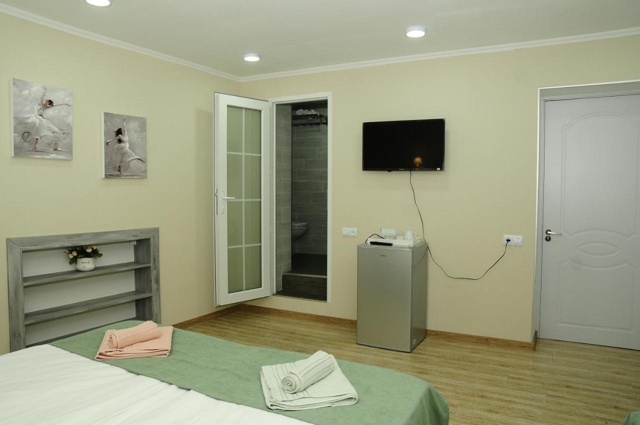 Erik'S Guest House Borjomi Dış mekan fotoğraf